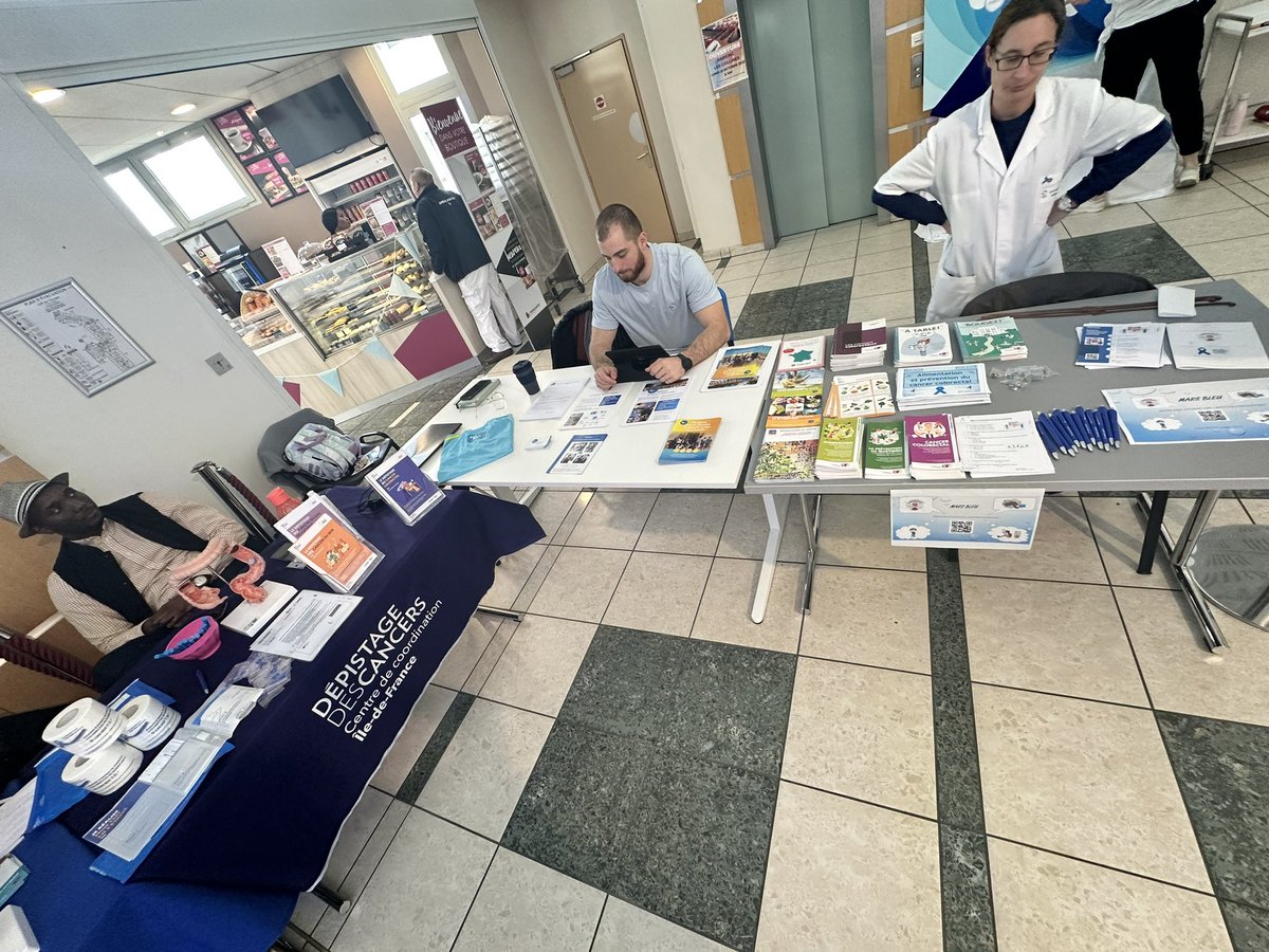 SielBleu78's tweet photo. Mars bleu @assosielbleu @laliguecancer @vivaltosante @CRCDC_IDF @Les_Yvelines #depistage #CancerAwareness #cancer #cancer https://t.co/12RU0f6rfW