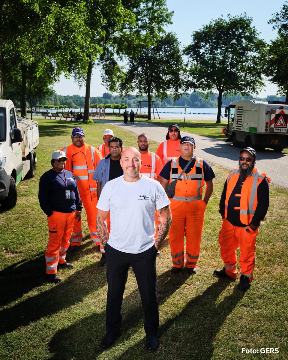 Struisenburg-wijkactiedagen op maandag 25 en dinsdag 26 maart: samen met Buurt Bestuurt en de Wijkraad pakken o.a. onze reinigers, serviceploeg, handhavers de wijk aan. Die stoep weer netjes. Helpt u mee met opruimen zwerfafval? Breng uw afval naar het pop-up-milieupark. Tot dan!