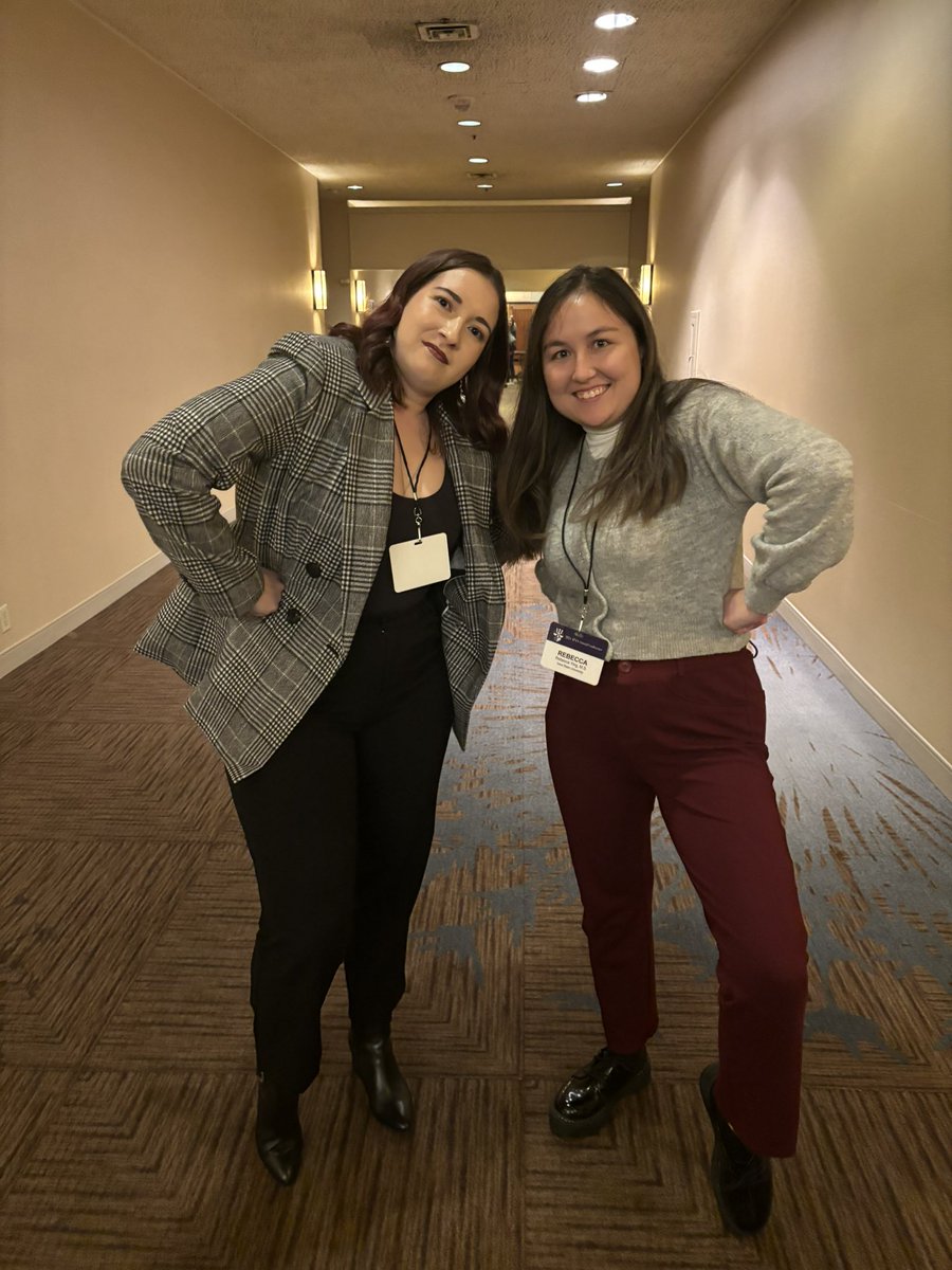 beccaying's tweet image. APLS is going great so far! 🤩🤩

#APLS2024SC #APLS2024