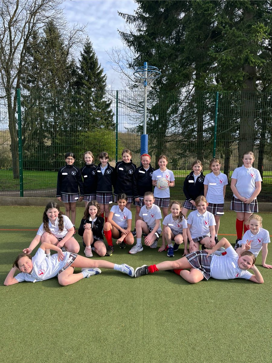 PipersSport's tweet image. The U10ABC teams had a lovely afternoon of Netball in the sun against @Gateway2Sport where there was some excellent teamwork and well deserved wins. What a fantastic way to end the Netball season. #PipersPrep #PipersNetball