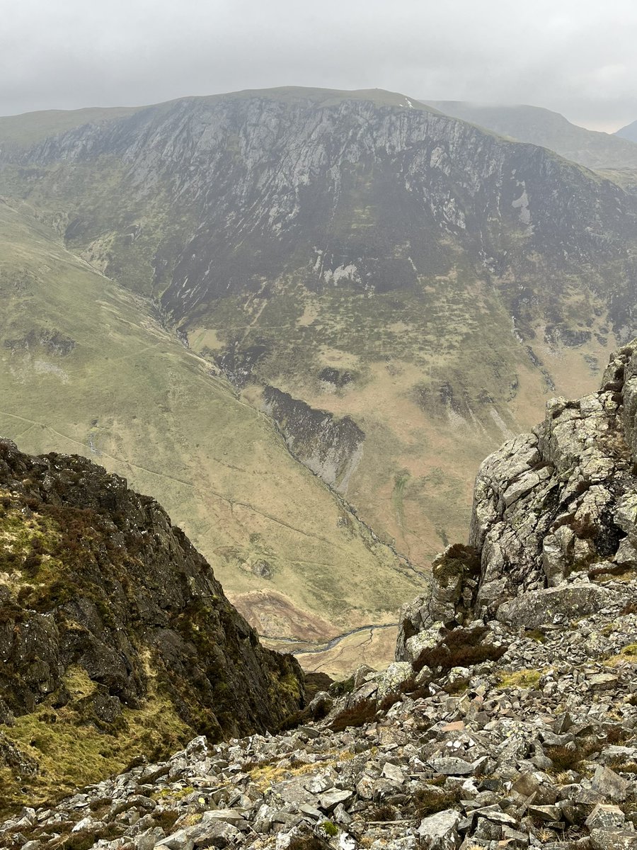 NorthernWalker1's tweet photo. High Spy and Catbells Walk starting and finishing in Grange in Borrowdale. #hike #walk #view #highspy #catbells #borrowdale #thelakedistrict #cairn #lake #hillwalking #hiking #grange https://t.co/R556QODHsk
