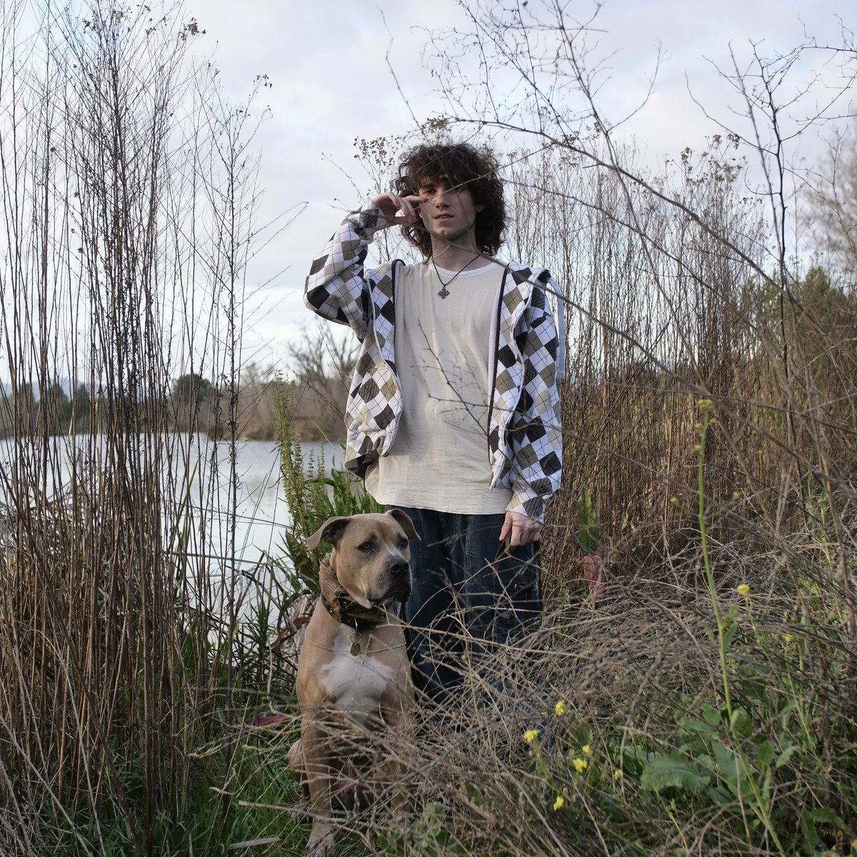 rouri404's tweet image. “shotgun carousel” 3/29 :x

prod @a1isynn @evansasha_ @typhoondll @31sent1nel @wishlanemusic 

art by @ whitecathedrals 

@redbullrecords 

pre-save: rouri404.ffm.to/shotgun