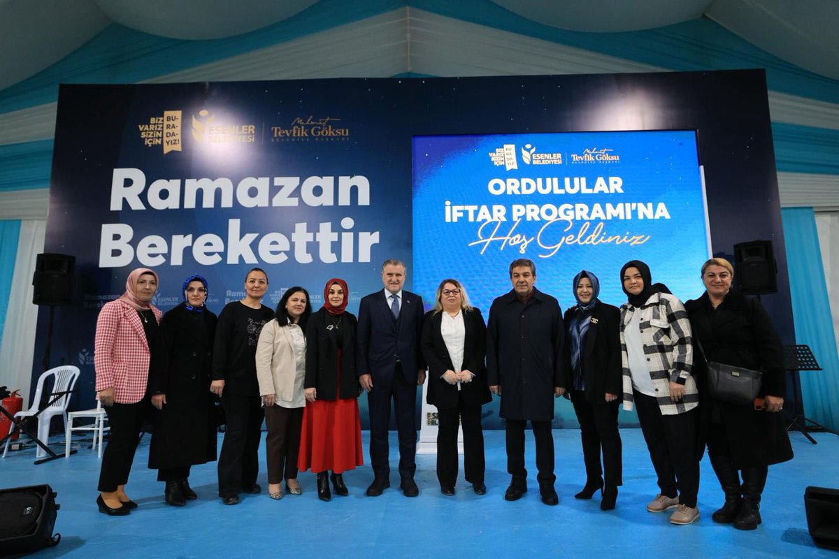 Bu akşam iftar sofrasının huzur ve bereketini Esenler Belediyesi’nin ev sahipliğinde Ordulu hemşehrimizlerimizle paylaştık. Bizleri bağrına basan, muhabbetleriyle gönlümüze dokunan Ordu’nun güzel insanlarına teşekkür ediyorum.