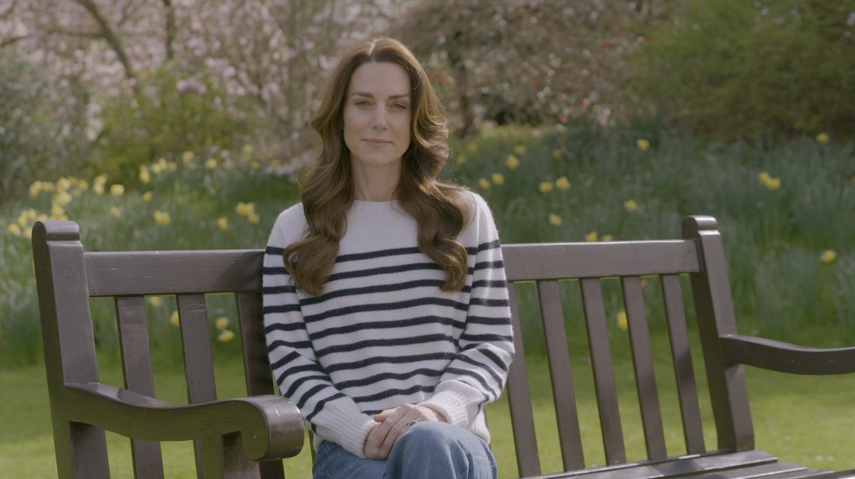 BREAKING 🚨 Kate Middleton has revealed in a new video today that she has been diagnosed with cancer. 'This of course came as a huge shock, and William and I have been doing everything we can to process and manage this privately for the sake of our young family.'
