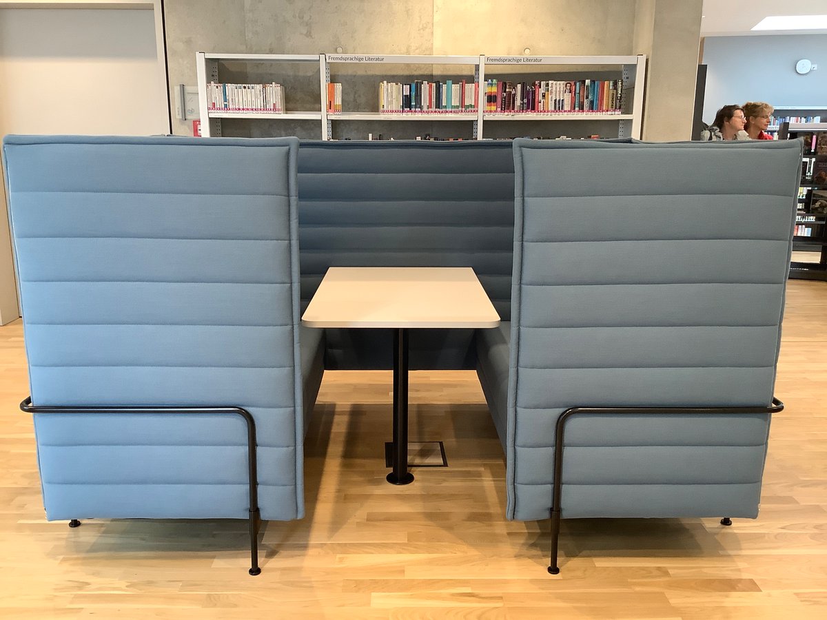 Rincewi84258341's tweet photo. Heute die wundervolle  #StadtbibliothekJena eröffnet #BibliothekenTH https://t.co/TRlKwBVdL9