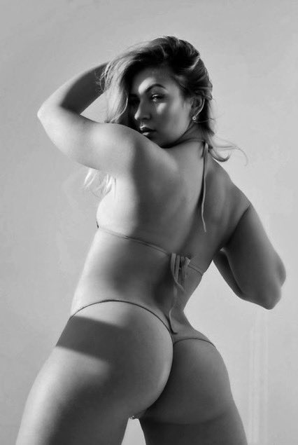 T_L_l_o_v_e's tweet photo. Have a peachy weekend 🍑🥰 https://t.co/2sarDDyBGk