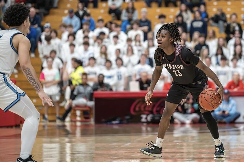 forever immortalized ,, love you guys CCC champions 💍💍💍#AGTG  <a href="/ciacsports/">CIAC Sports</a> <a href="/RecruitTheBronx/">RecruitTheBronx</a> <a href="/NERRHoops/">New England Recruiting Report NERRHoops</a> <a href="/RecruitsNE/">Recruits New England</a>