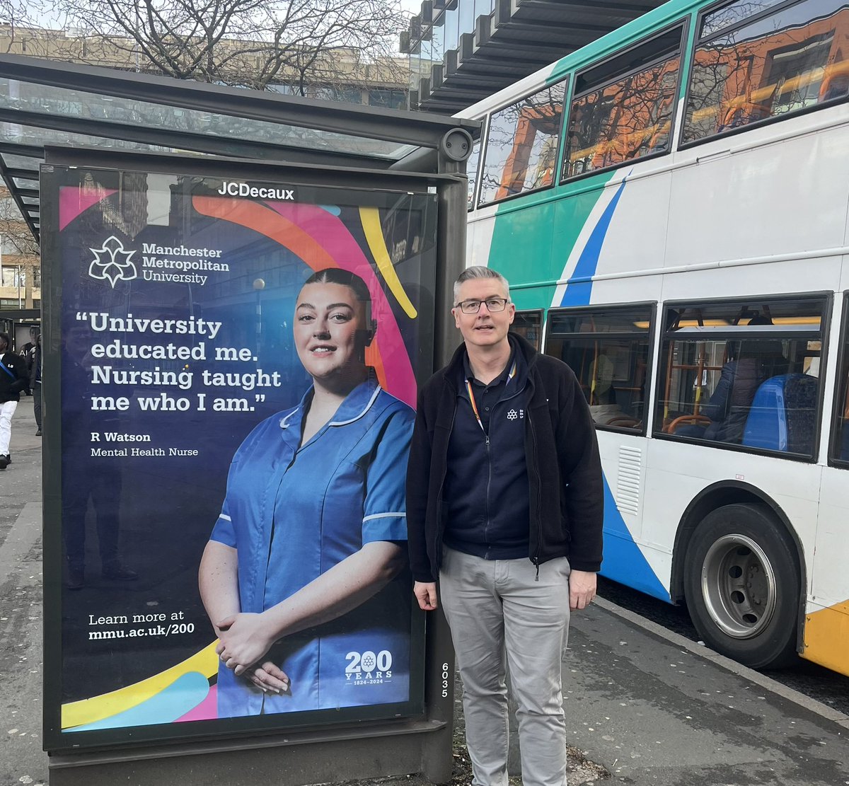 Just amazing to finish the week by seeing our amazing nursing graduates celebrating #200Years @ManMetUni in Piccadilly Gardens! #proud #nurse #achievement @MarkHayter1 @DrJanetLord @profsaulbecker