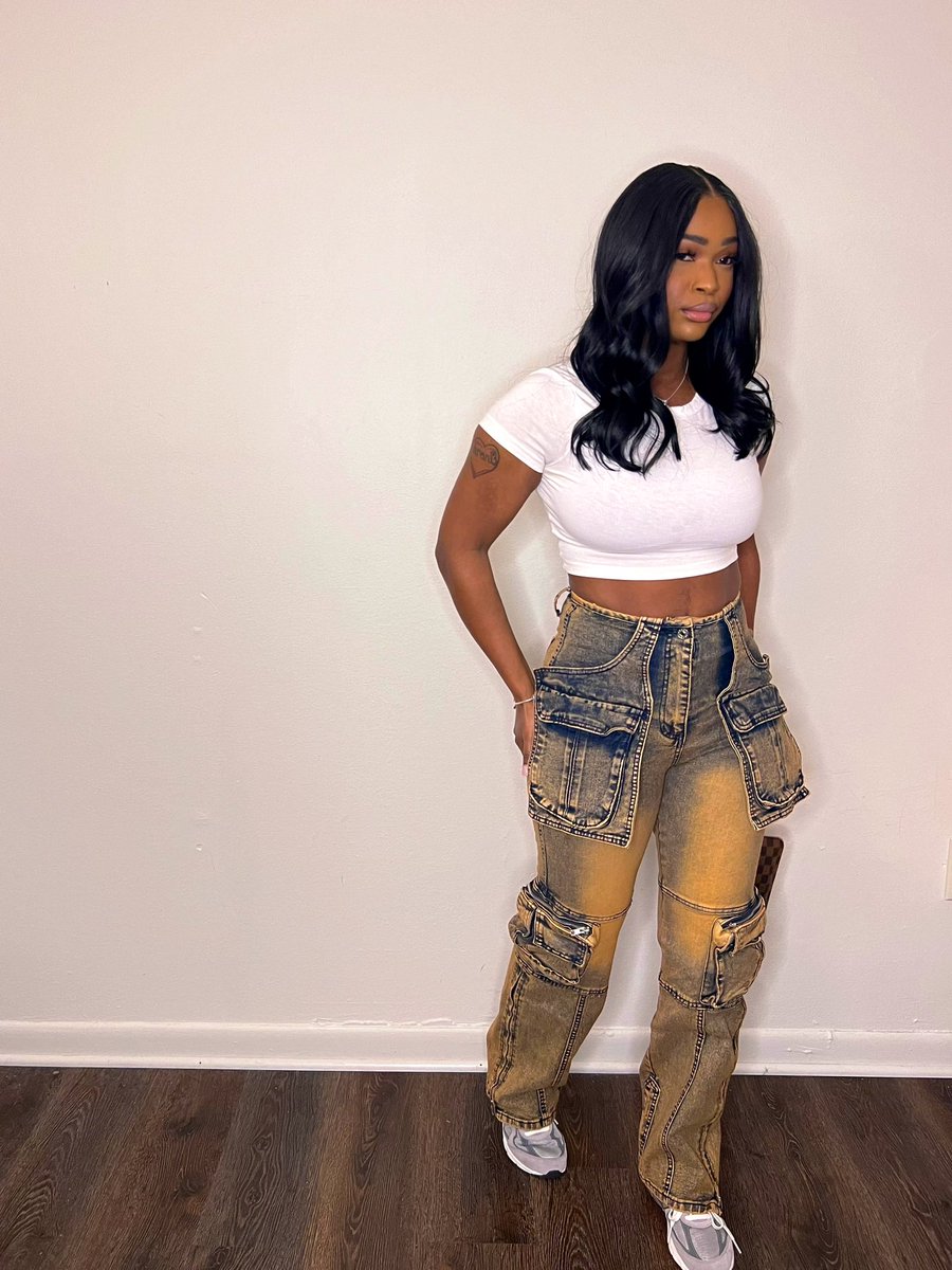 MissMyDawg's tweet photo. Let’s get into these CARGOS 😍😭🫣 https://t.co/l59YboSGLq