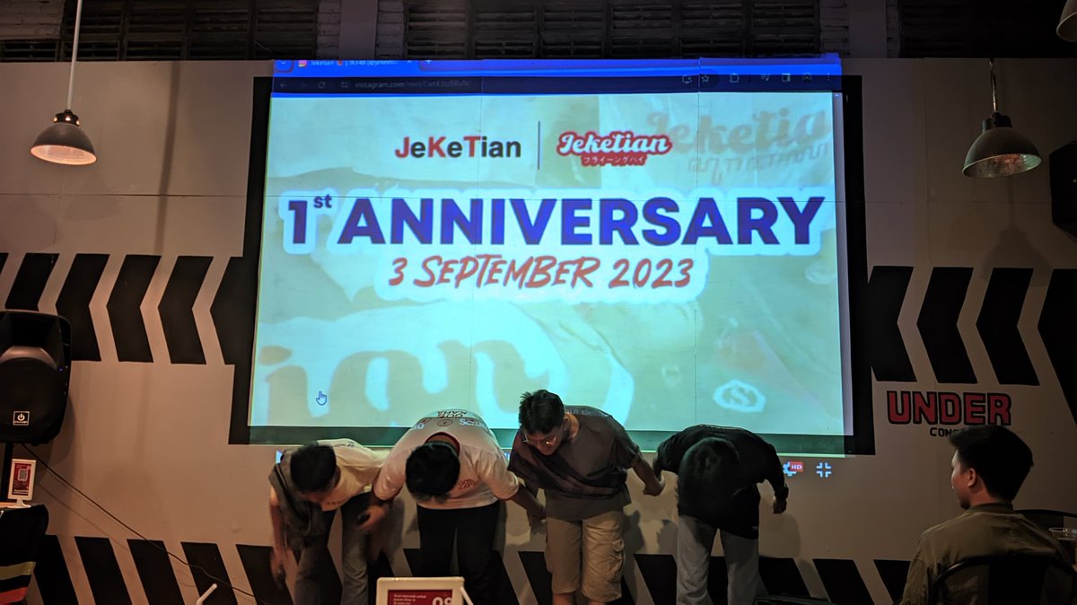 KlatenFam48's tweet photo. Nobar F48Klaten

#EliteRoom #Klaten48Fam
#Jeketian #WotaKlaten48 https://t.co/UFbIXOazcY