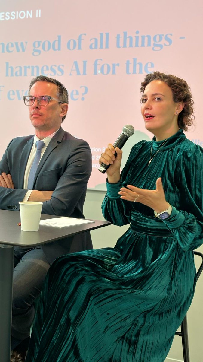 Friends of Europe (@friendsofeurope) on Twitter photo 🤖 We also discussed harnessing the positive potiential of #AI, with <a href="/loubnabouarfa/">Dr. Loubna Bouarfa 💚</a> - <a href="/EnvisionPharma/">Envision Pharma Group</a> reminding us of the way AI impacts us.
🔈 "Will AI be a big part of our lives? Yes, it will. We should think how we should adjust as a #society to this new reality". #EYL40Paris 🤖 We also discussed harnessing the positive potiential of #AI, with <a href="/loubnabouarfa/">Dr. Loubna Bouarfa 💚</a> - <a href="/EnvisionPharma/">Envision Pharma Group</a> reminding us of the way AI impacts us.
🔈 "Will AI be a big part of our lives? Yes, it will. We should think how we should adjust as a #society to this new reality". #EYL40Paris