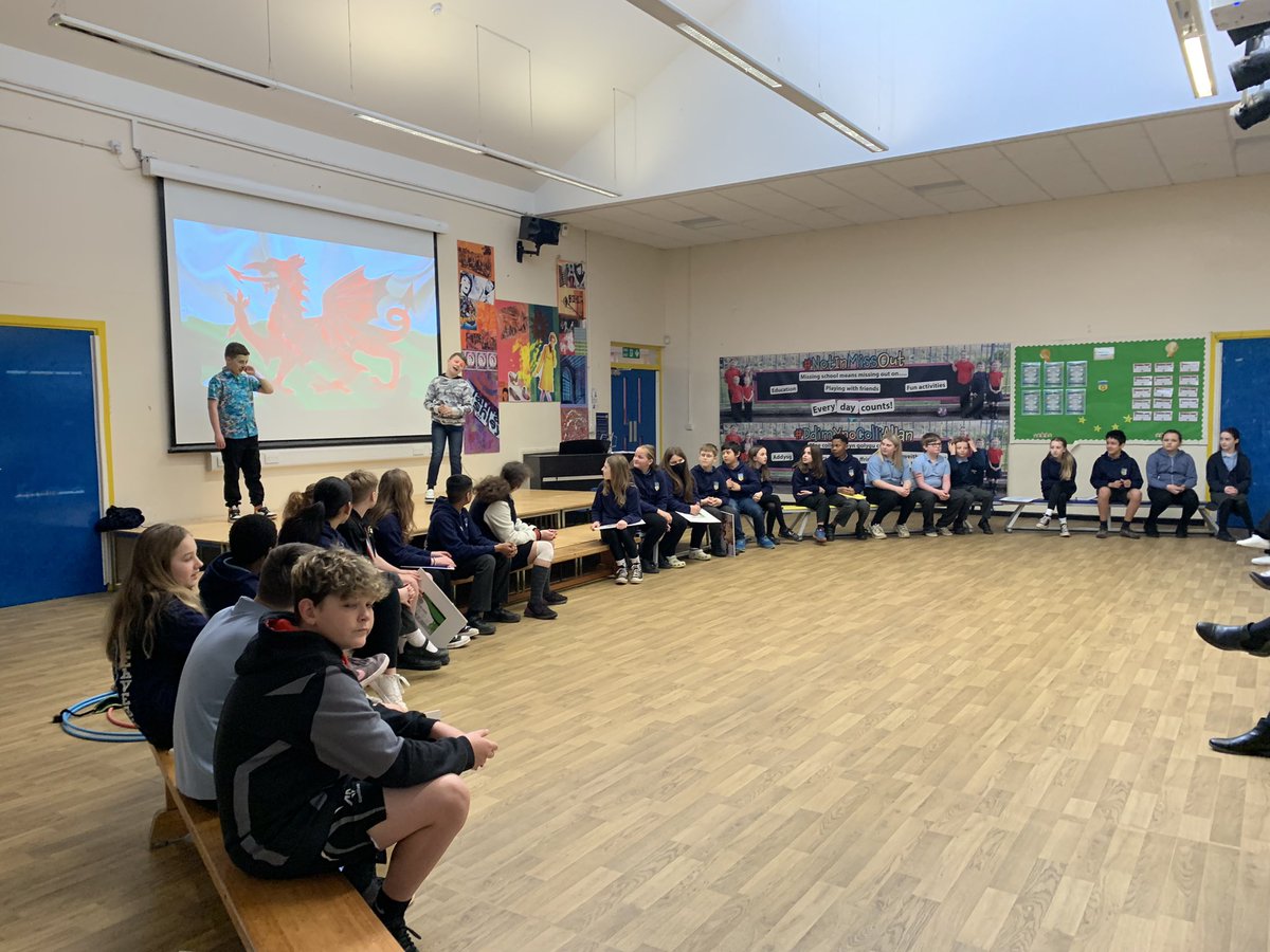 Griff_DEPUTY's tweet photo. The day started with the final class assembly of the term. Well done to Class 6P for a thoroughly enjoyable and entertaining performance. Thanks to all who supported &amp; to Harry’s dad for being such a good sport! @Griff_HEAD @Griff_MrPembrey https://t.co/MJWlLiqXlr