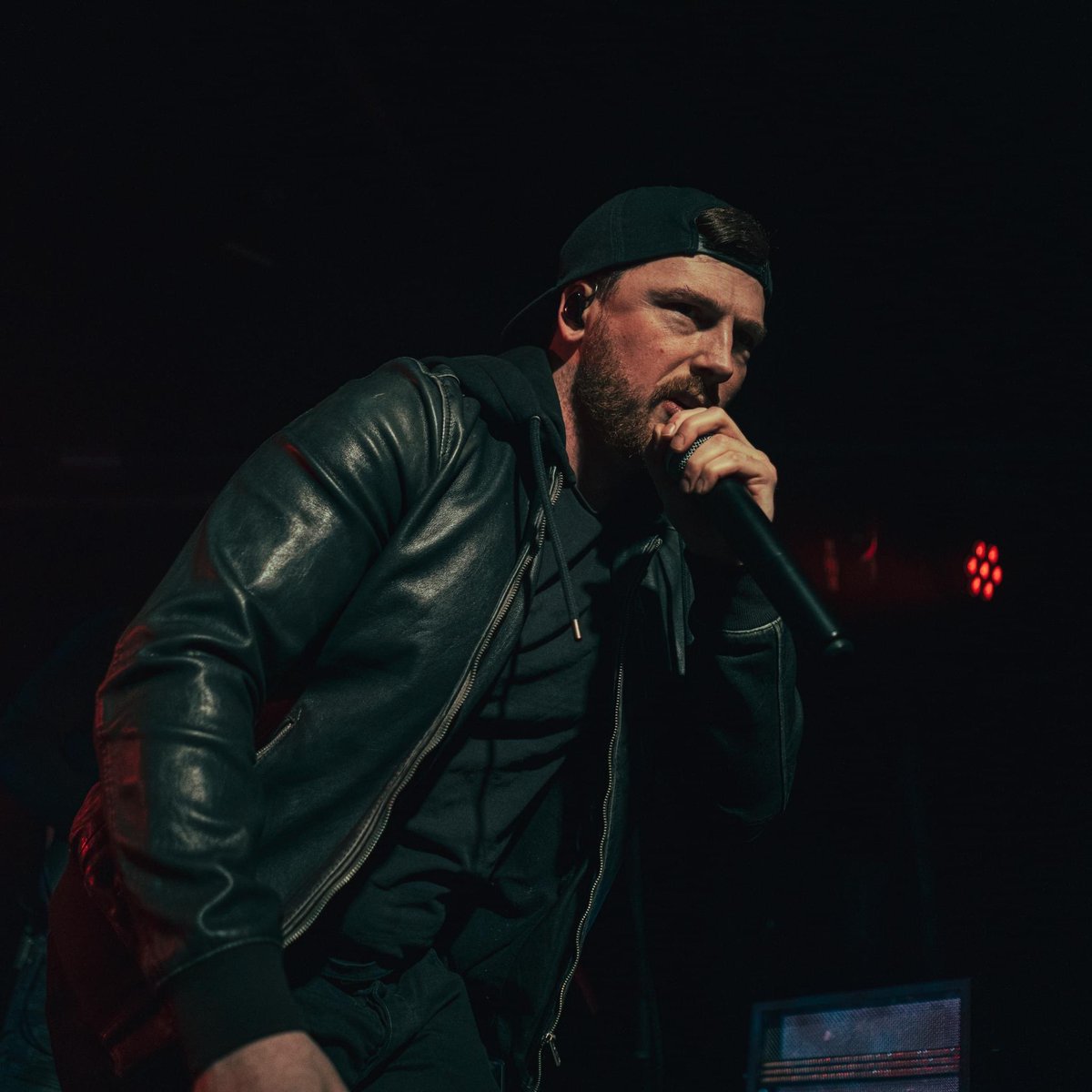 WeAreDefects's tweet photo. New single "Mordern Error" drops March 27! This song is how fucked up everything seems in the world right now. Pre-save in bio link!
#Defects #modernerror #newmusic #metal https://t.co/XIxHSdCMcu