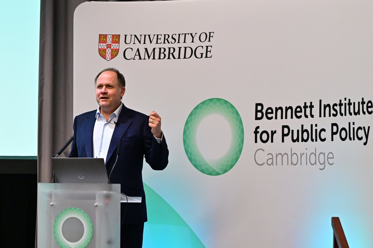 We’re now delighted to welcome our keynote speaker @HenryDimbleby to discuss fixing our broken food system. We may never look at an ultra-processed egg sandwich in the same again! He is joined in conversation by @Cambridge_Uni's new Vice-Chancellor Prof Deborah Prentice.