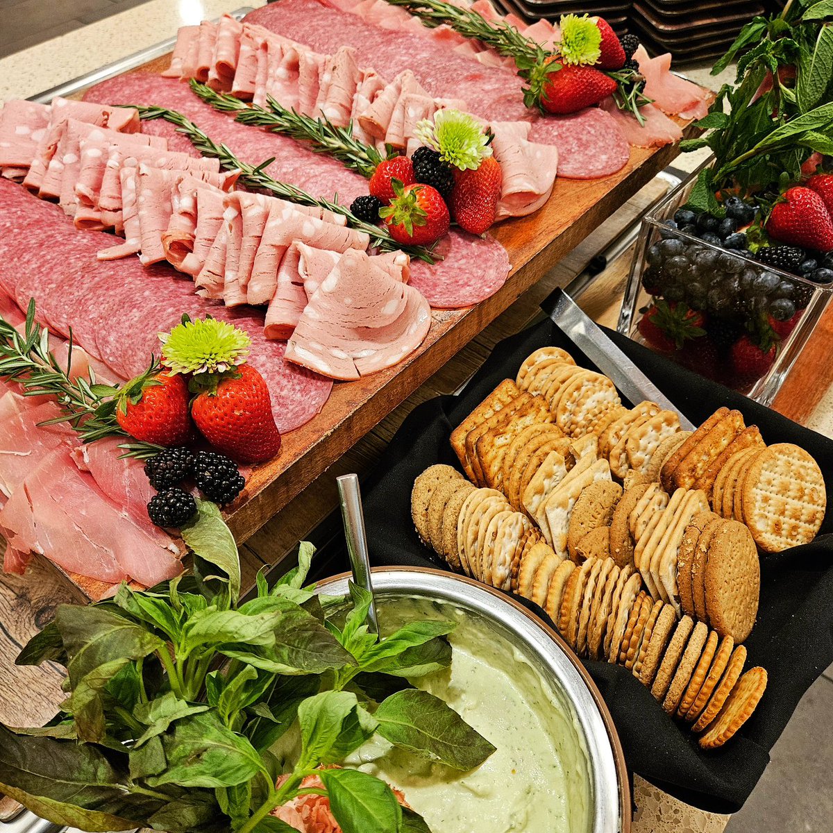 LoynoDining's tweet photo. Let us know how much you love Cheese Day! 🧀 

Take our dining survey here: https://t.co/S3KLy77lRE

#FeedingThePack🐺 #Sodexo https://t.co/gK6fkBIpY3