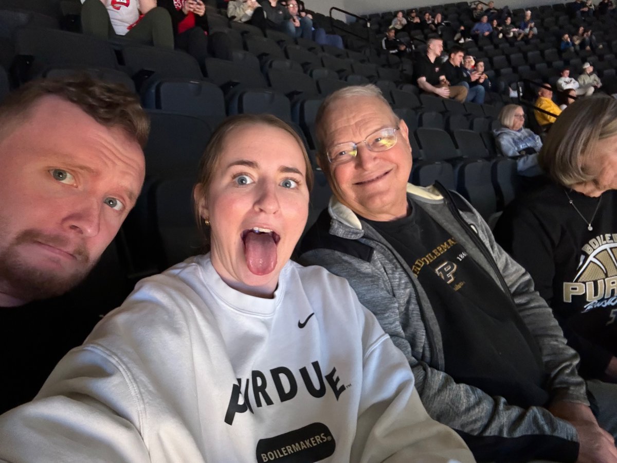 AmberHoot's tweet photo. #MMSelfie Boiler up!!! https://t.co/8zeJMejQr5