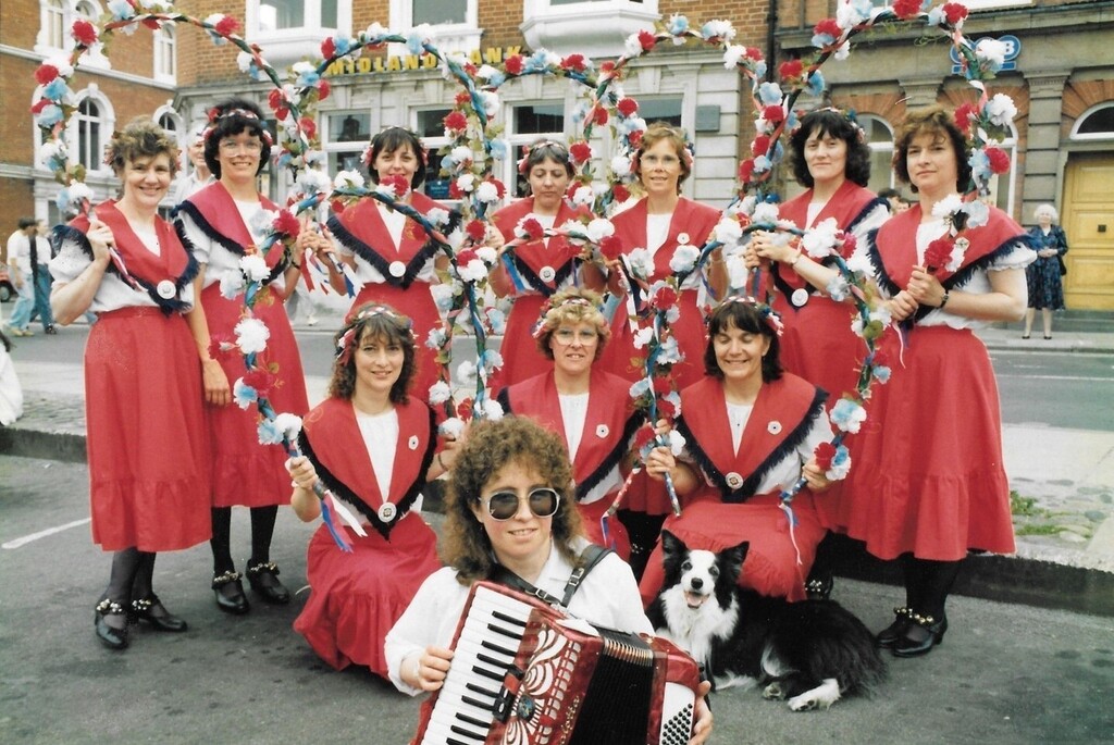 Green Ginger Garland tweet media