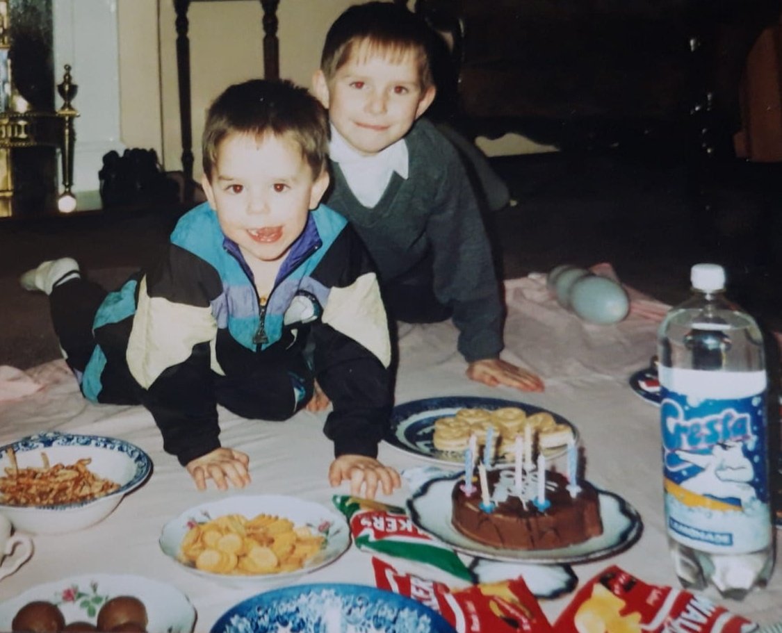 Growing up with a big family in East London, my favourite memories were Birthday 'Party On The Floor' where we laid our favourite snacks in bowls on the floor, laughed and ate party food. 30 years later, the tradition is still going strong!