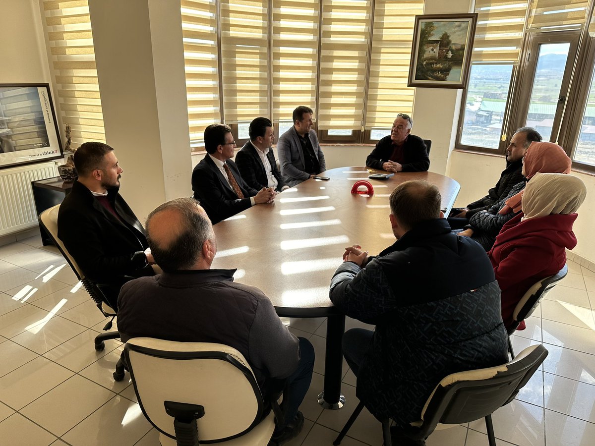 atayuslu's tweet photo. Korkuteli Belediye Başkan Adayımız Sadık Önal ve İlçe Başkanımız Osman Nuri Kök ile beraber Çivril ve Ersanlar  Mantarcılık işletme tesislerini  ziyaret ettik…

📍Korkuteli https://t.co/MDMqTxNtdq