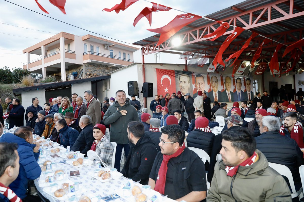 AdemMuratYucel's tweet photo. Bu akşam iftarımızı, Sayın Vekilimiz @ethemtas , Cumhur İttifakı İlçe Başkanlarımız ve Meclis Üyesi adaylarımızla birlikte Aliefendi Mahallemizde açtık.

Soframıza konuk olan, bizleri samimiyet ve güler yüzle misafir eden başta Muhtarımız Rüştü Vural ve bütün Aliefendili hemşehrilerime tek tek teşekkür ediyorum. 

Sizlerin teveccühü ve yürekten destekleriyle yine birlikte başaracağız!