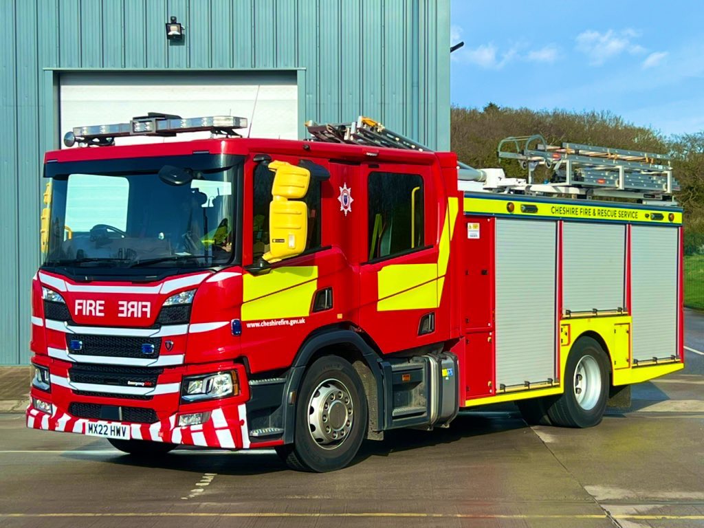 A taster from today shows how unique and diverse our fire & rescue services are in terms of livery variation and chassis/body suppliers! Thanks to the super friendly crews! @StaffsFire @CheshireFire @LancashireFRS 👍🚒 @Angloco / @EOneUKLtd @VolvoTrucksUK @ScaniaUK @MerseyFire