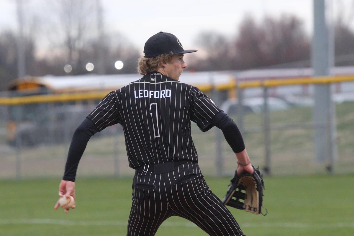 TimLedford12's tweet image. This guy just keeps dealing! Another nice performance against @phsbaseball_16 12-1 win.5 IP 2H 1R (0ER) 2BB 6K’s! @Preston_Led131 @FPCatsBaseball @USAPrime_SE @PrepBaseballAL