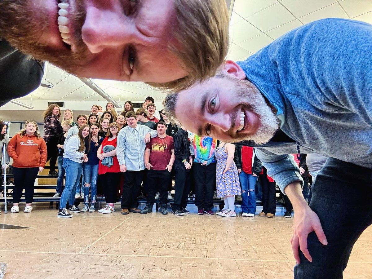 trentonr9choir's tweet photo. THS Choir had the opportunity to work with composer Ryan Main in Kansas City this morning. Ryan composed two of the pieces we’re working on this Spring. Thank you Mr. Main for such an awesome time and such an inspiring rehearsal! https://t.co/15PavFRC3j