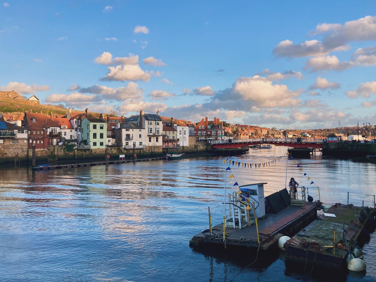 Happy Friday 💙#whitby #northyorkshirecoast #photosofengland #visitengland #northyorkshire #godsowncounty #visitwhitby #beautifulbritain #yorkshirelovers #theshipwhitby