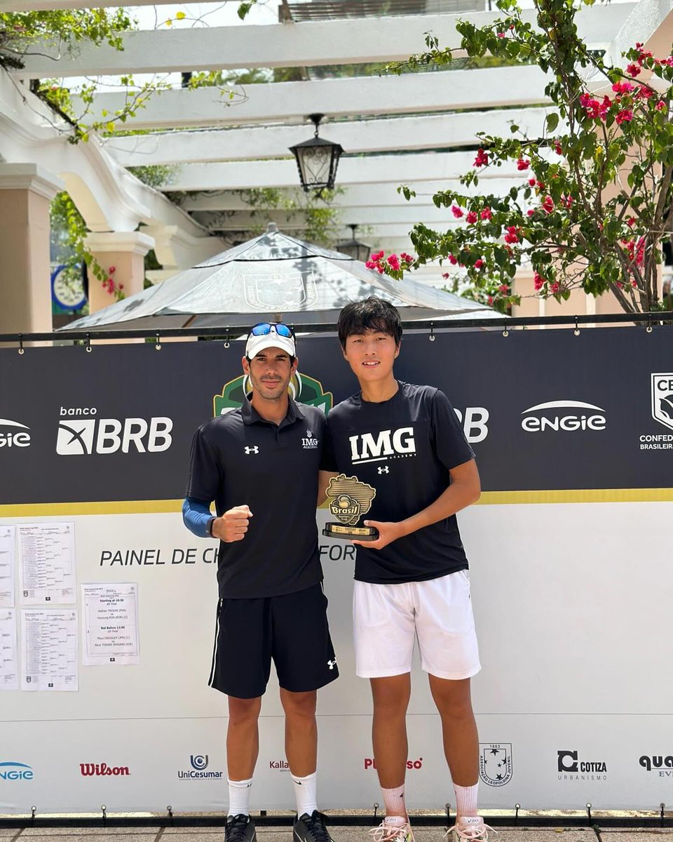 Roh Roh Roh 🐕 takes the 🇧🇷 J300 singles title and enters into the 🌎’s top 15! #IMGAfam