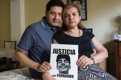 CarlosEguiaUno's tweet photo. 🚨 #URGENTE | Confirman la condena a prisión perpetua para los rugbiers asesinos de Fernando Báez Sosa. La Cámara de Casación bonaerense dejó firme las penas. Un poco de alivio en medio de la tragedia irreparable para los padres. ¡Justicia por Fernando! https://t.co/NlntaCq62y