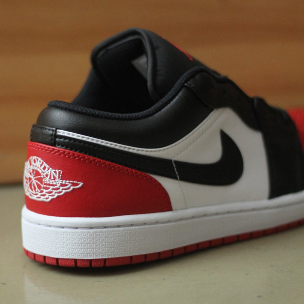 KicksDeals's tweet photo. The Air Jordan 1 Low is over 40% OFF retail at $64.78 each + FREE shipping. 💥 Use #promotion code SPRING at checkout.

Black/Yellow Ochre -> https://t.co/BU36GwPSEo

White/Varsity Red-Black -> https://t.co/w2VGHzdCe0 https://t.co/Y1Jki3P3Kh