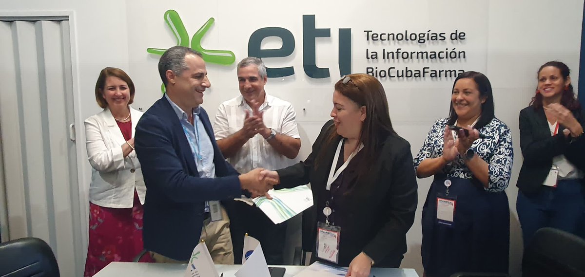 RaldelaNuezMor1's tweet image. Hoy la @etibiocubafarm1 y @ETECSA_Cuba renovan alianzas en el marco de la Feria #Informática2024 trabajamos juntos por la transformación digital, ampliando el marco de colaboración hacia la innovación, la Computación de Alto Rendimiento y Videoconferencias.