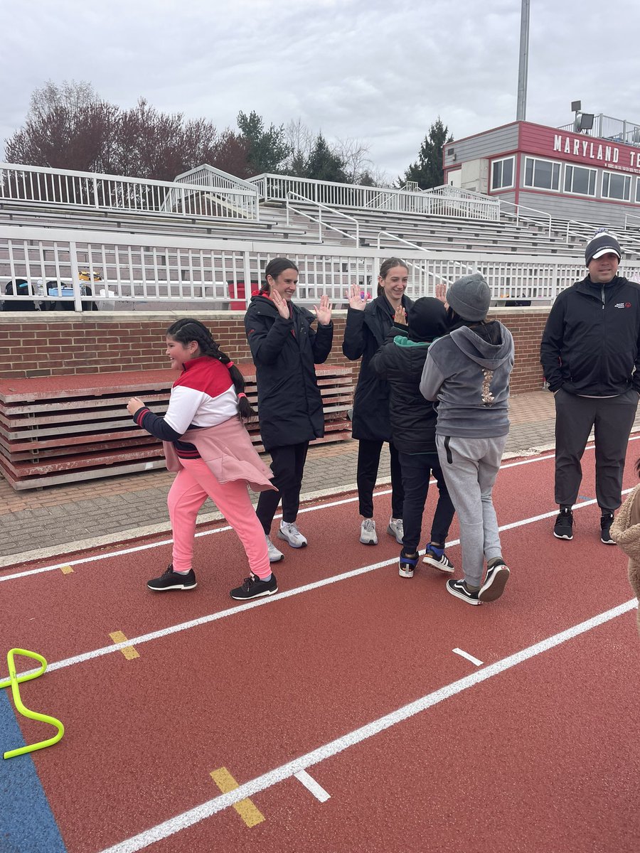 MarylandTrack's tweet photo. Teamed up with PG County Special Olympics this morning for a training session! Giving back before we get started with Home meet competition this weekend #BeKind #SpecialOlympics https://t.co/JyGE2NApL6