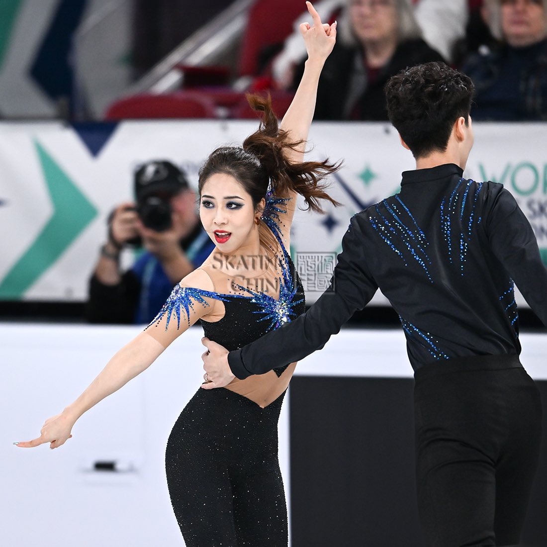 SkatingChina's tweet photo. Xizi CHEN / Jianing XING
#陈溪梓 
#邢珈宁

#worldfigure2024 
#worldfigure https://t.co/V9qB1jGKjz