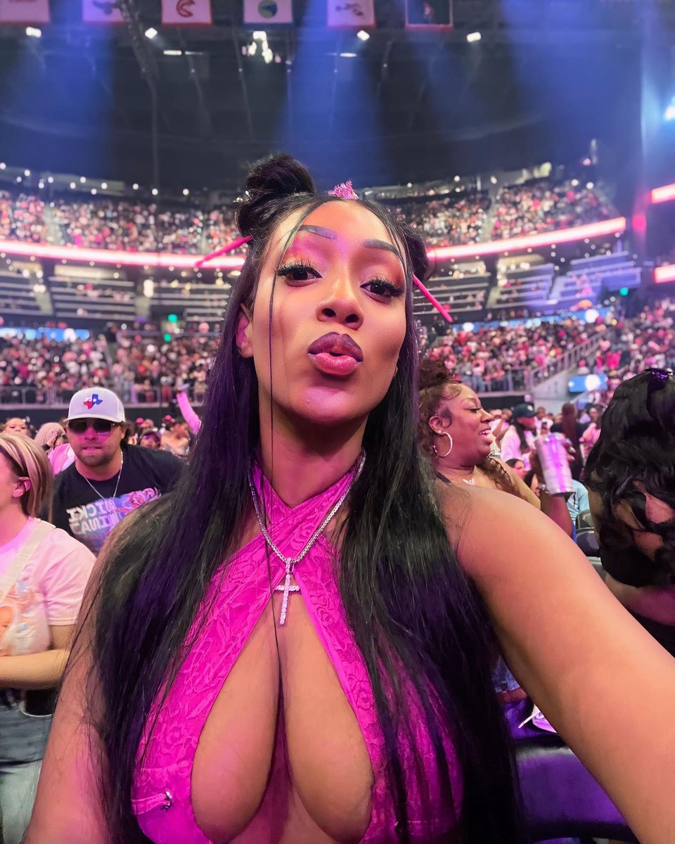 Brittney Rivers tweet media