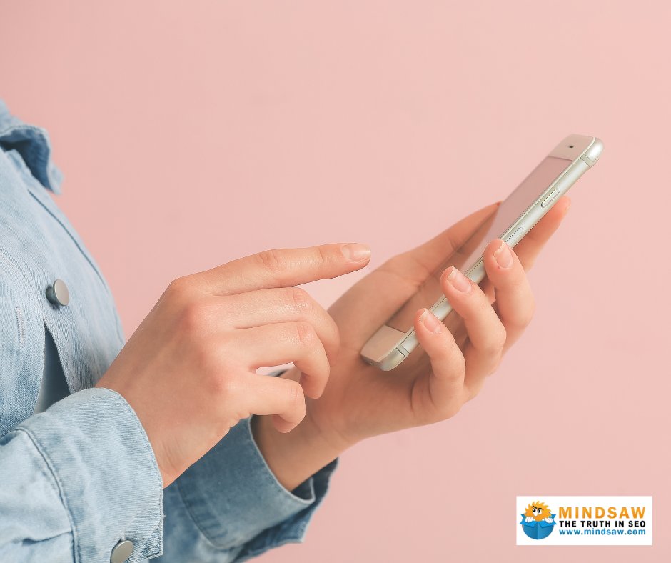 Mindsaw360's tweet image. Did you know that Google primarily uses the mobile version of a website for indexing and ranking? 
#MobileSEO #GoogleIndexing #ResponsiveDesign #SEOStrategy #MobileFirst