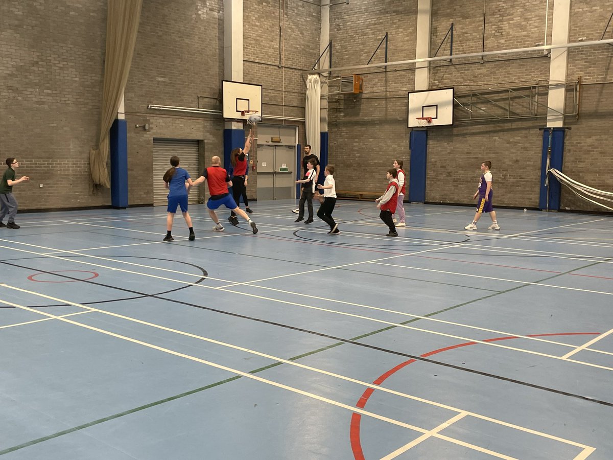 Irvine Royal PE Dept tweet media