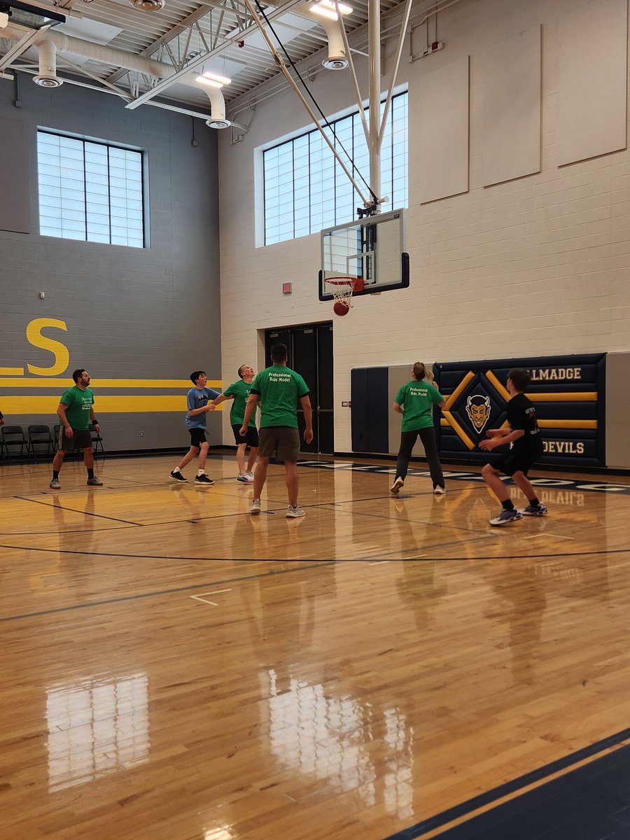 MrsMoyeTMS's tweet photo. Half time at the @TallmadgeMiddle  student vs staff basketball game. 19-32 teachers are winning!!! https://t.co/5nW45EfHjJ