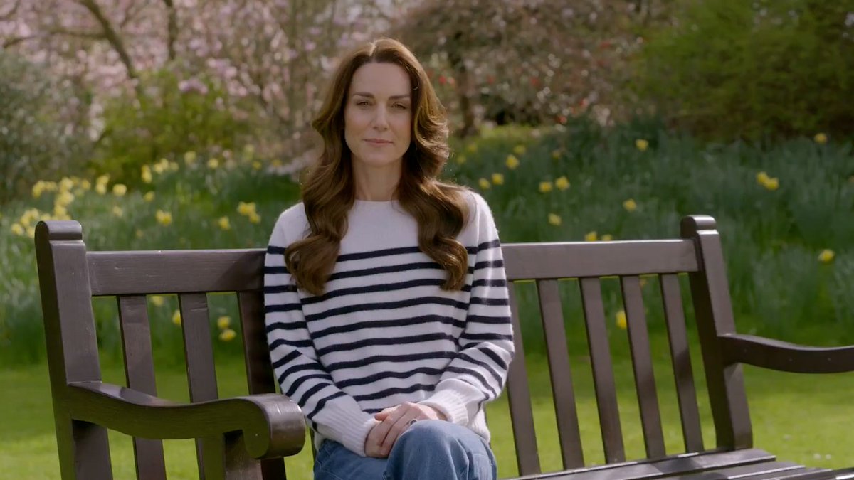 InfosFrancaises's tweet photo. 🇬🇧 ROYAUME-UNI : La princesse de Galles, Kate Middleton, 42 ans, annonce être atteinte d'un cancer. https://t.co/v5R5c7rVvF