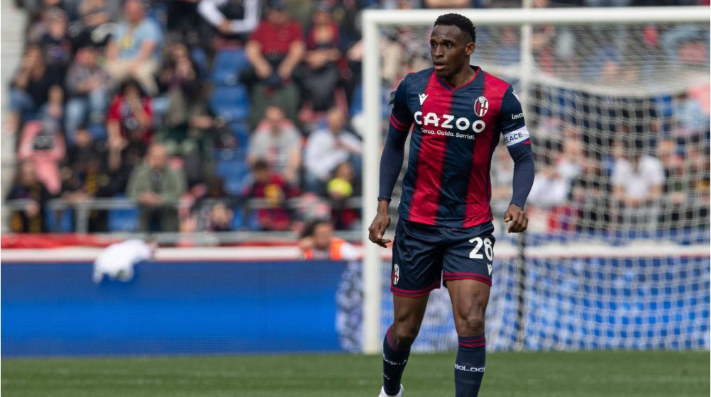 NEW 🚨 #LFC are monitoring the situation of Colombian centre back Jhon Lucumí.