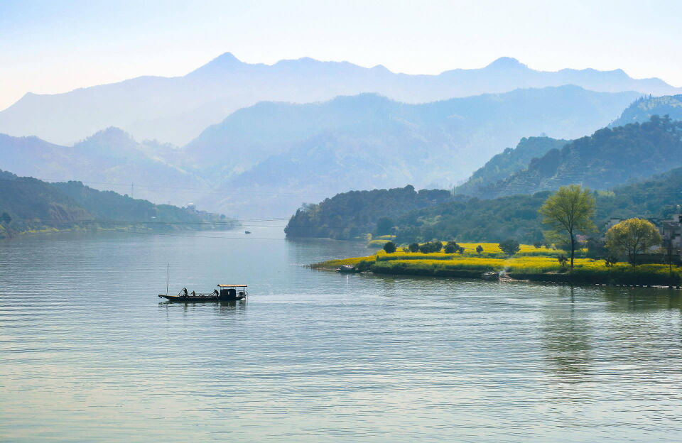 March 22 marks the 32nd #WorldWaterDay and kicks off the 37th China Water Week. With 6% of world's fresh water resources, China has provided water supply for nearly 20% of world's population and supported economic growth with stable water consumption. We will further enhance