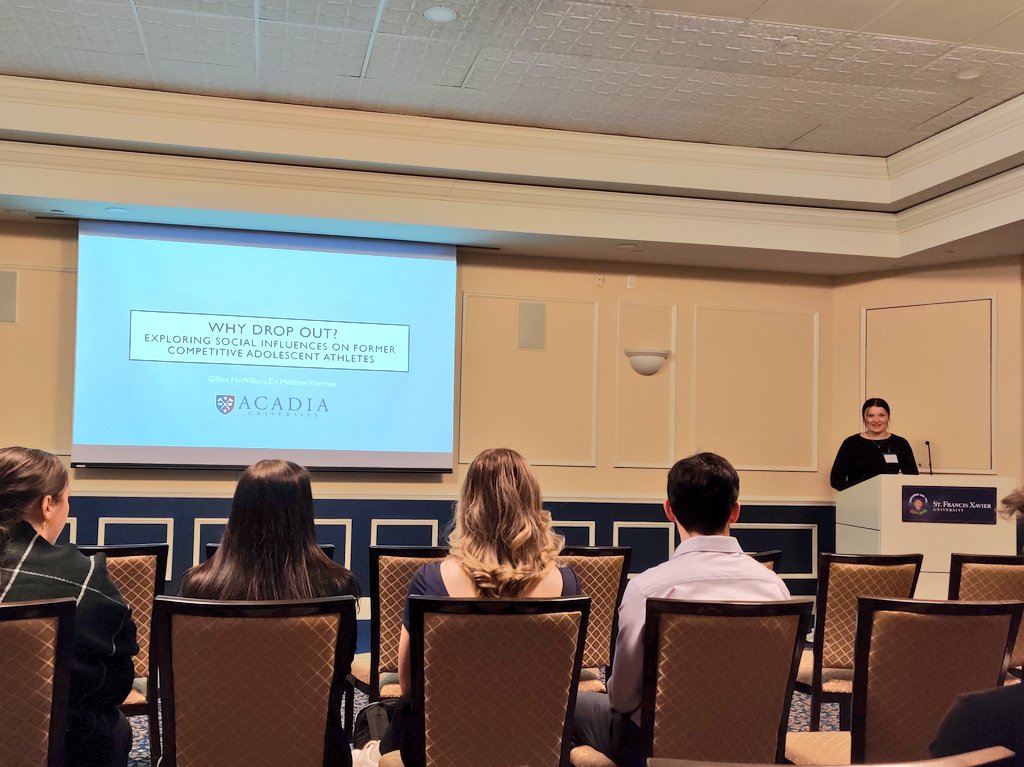 matthewvierimaa's tweet image. All of the @Acadia_Kine students did a great job presenting their research at this year&apos;s APES+ Conference over the past two days @stfxuniversity. The quality of student research is strong all across Atlantic Canada. Thanks @StfxHK for hosting!