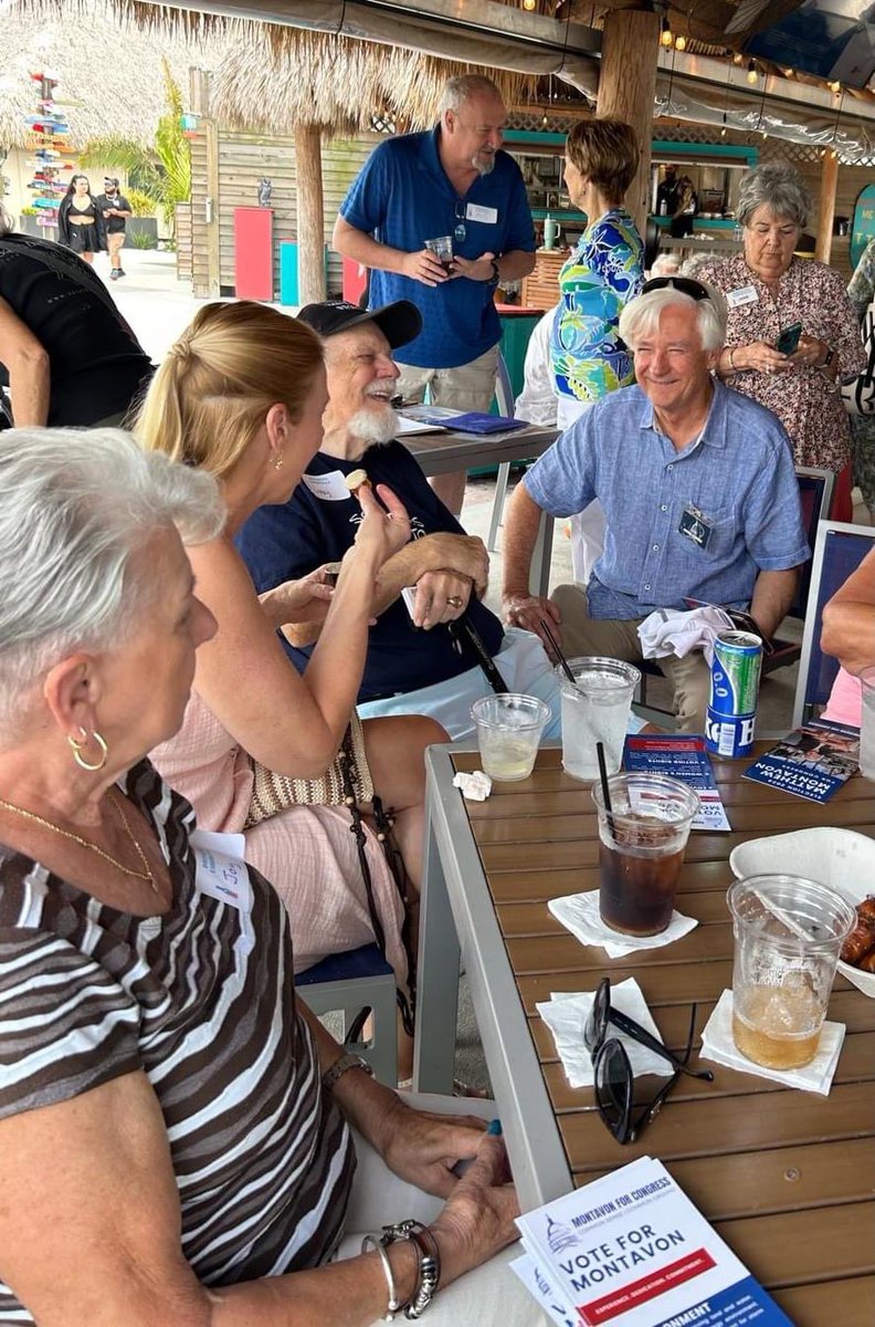 A great evening at the Punta Gorda Drinking Liberally get together. I enjoyed meeting and conversing with district voters. Connecting with the people! #FL17