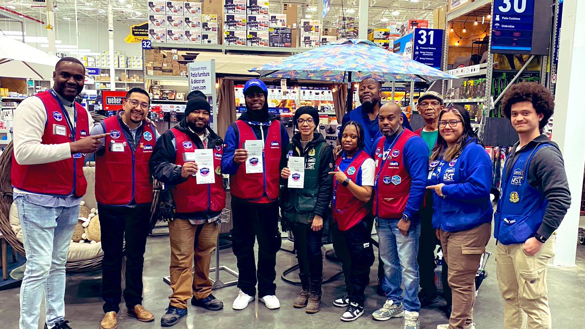 Recognition #Friday, today we celebrate Kenneth for #CustomerService, Martha MST for #CleanAndSafe and Winston for #Results, thank you to all these great associates for your contributions #HungryToWin <a href="/GeorgeArias_HR/">George Arias</a> <a href="/ssa_2284/">SSA 2284</a> <a href="/baptiste565/">jerry jean-baptiste</a> <a href="/SedeekahP/">Sedeekah Pinnock</a>