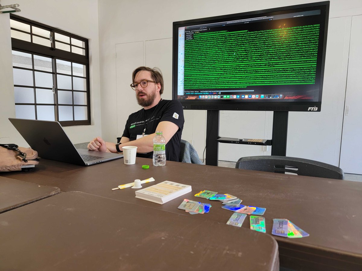 This week, we attended the @zk_bankai Hacker House to support ecosystem builders during our time at @EthTaipei. Our Head of DevRel, @dghelm was there to help guide builders with his interactive @Scroll_ZKP workshops 🛠️