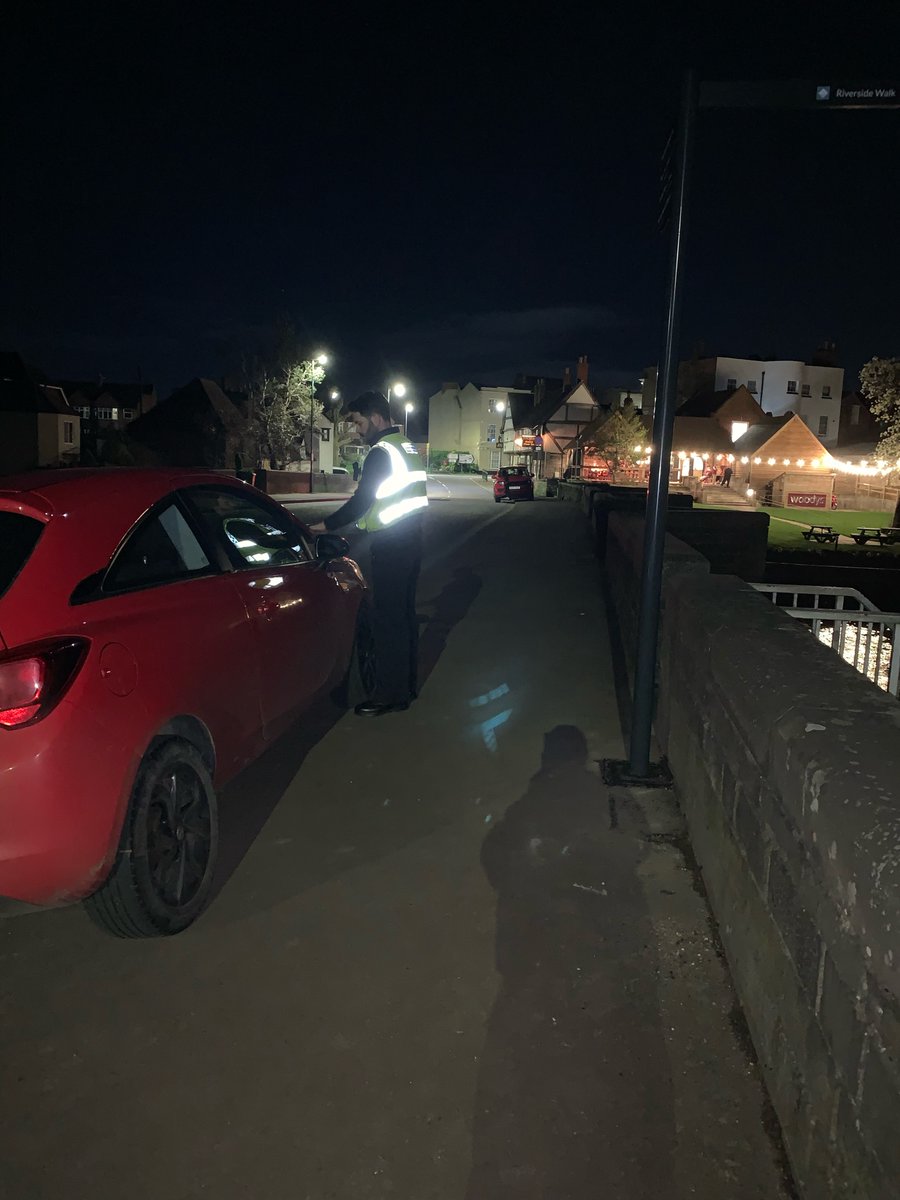 #Team1 have acted upon reports of parking on the clearway #MytheRoad. Positive action has been taken for these traffic offences. We have also taken positive action in relation to a vehicle causing a dangerous obstruction on the #HighSt 🚙🚓