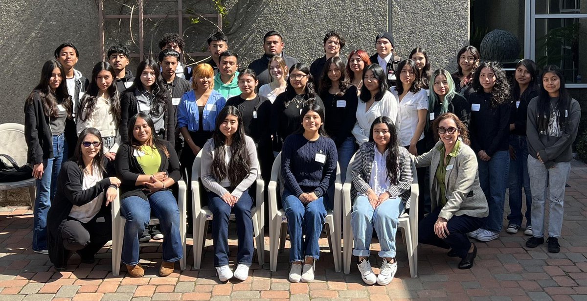 SMHS Students Tour Hardy Diagnostics - Santa Maria High School Future Business Leaders of America members currently enrolled in Financial Accounting, Professional Business Communication, AHC Intro to Entrepreneurship and Marketing, tour... smjuhsd.org/sys/content/ne…