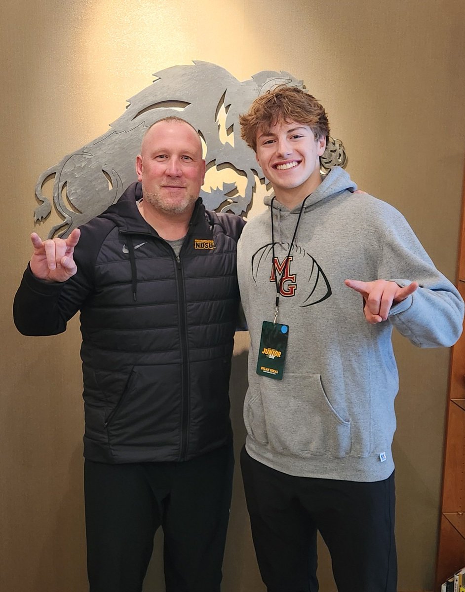 Dylan Vokal tweet media