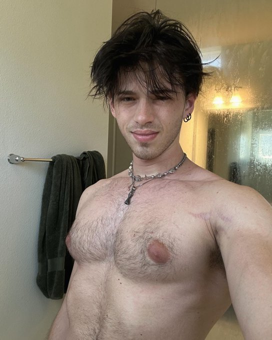 🎁 https://t.co/G6GlQl2721