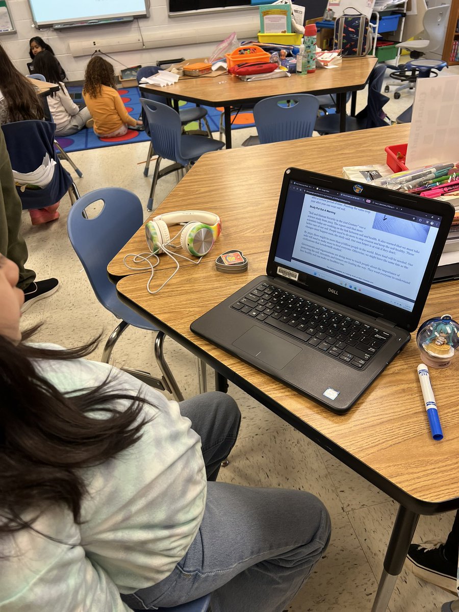 Third graders are learning all about soil and discussing the topic, “Do We Treat Our Soil Like Dirt?” using Paul’s Reasoning Model.

<a href="/fcpsaap/">FCPS AAP</a> <a href="/FCPSR5/">FCPS Region5</a> 
#PaulsReasoningModel #ReadingAndScience #3rdGrade #WilliamandMary